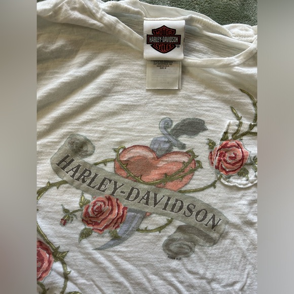 Vintage Harley Davidson Women’s Medium Long Sleeve with Roses - Picture 3 of 9